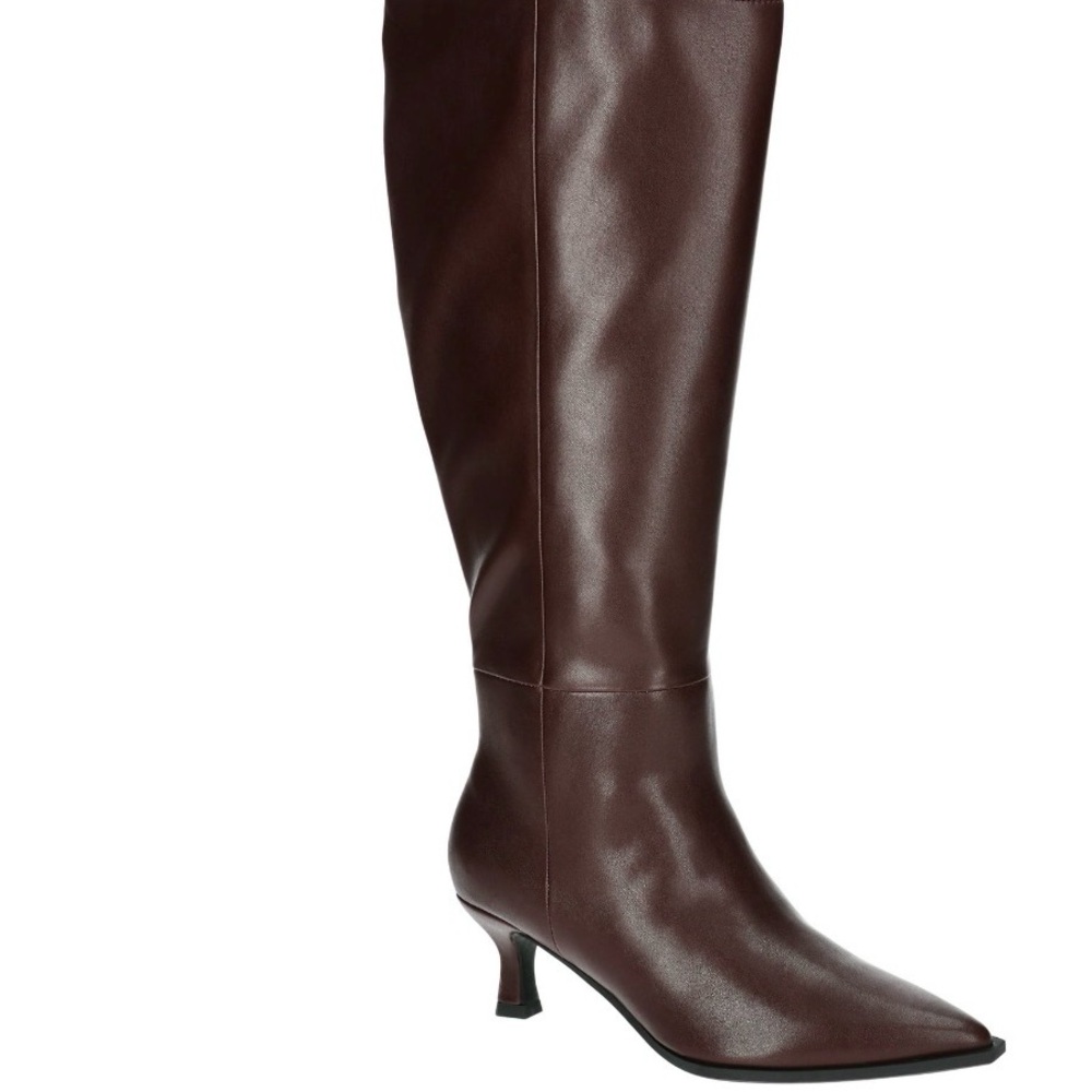 Sophisticated Burgundy Faux Leather Heeled Boots